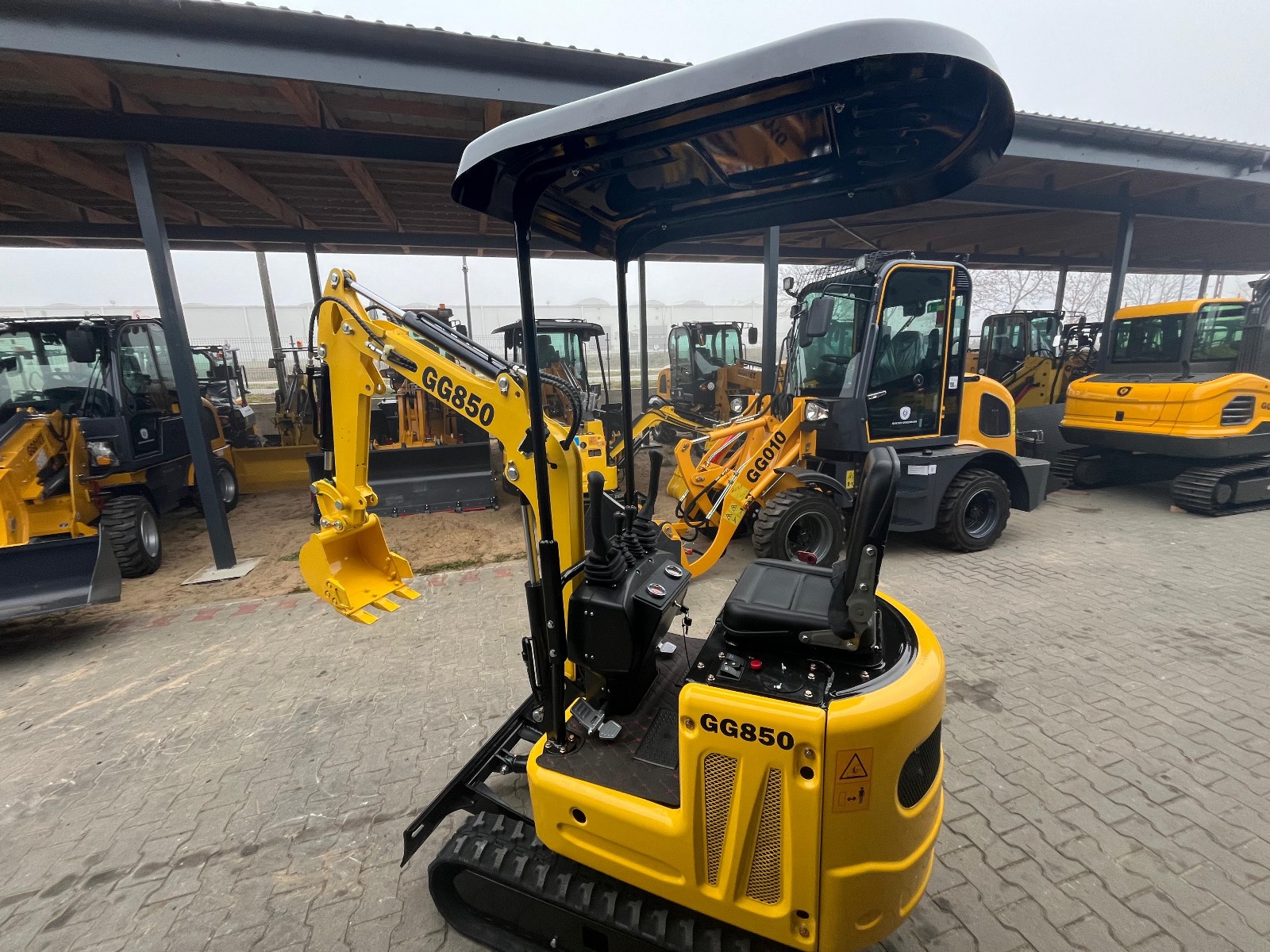 GG850 Minibagger Ansicht 2